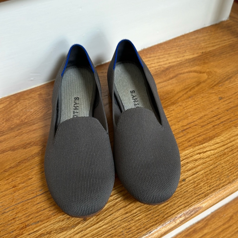 EUC Rothy’s The Loafer, charcoal, 7